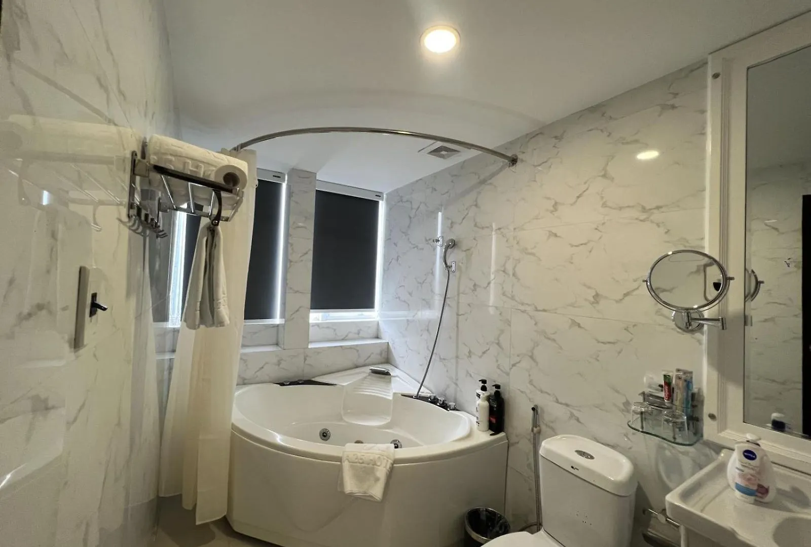 A25 Hotel - 20 Bui Thi Xuan Ho Chi Minh City 3*,
